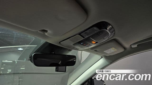 Hyundai Sonata Hybrid 2021 — Photo 6/30