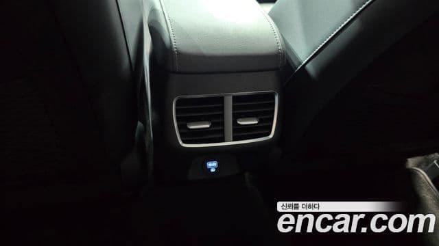Hyundai Sonata Hybrid 2021 — Photo 30/30