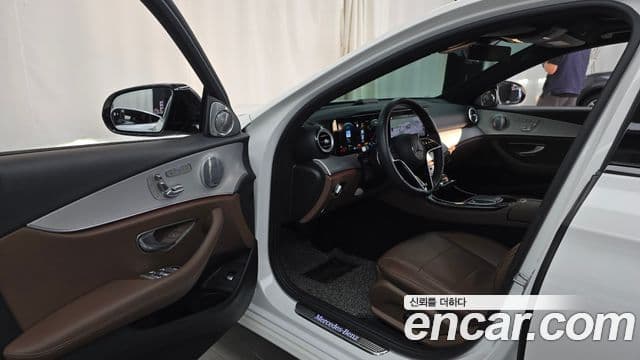 Mercedes-Benz E-Class 2020 — Şəkil 10/20