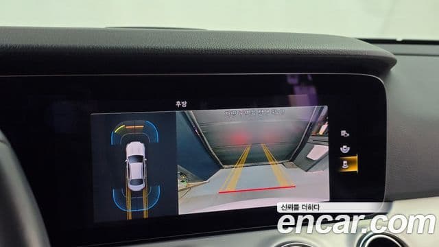 Mercedes-Benz E-Class 2020 — фото 14 из 20
