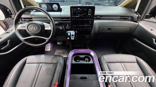 Hyundai Staria 2024 — ფოტო 7/20