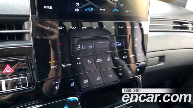 Hyundai Staria 2024 — ფოტო 18/20
