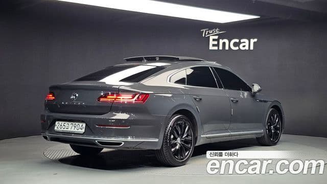 Volkswagen Arteon 2019 — ფოტო 2/20