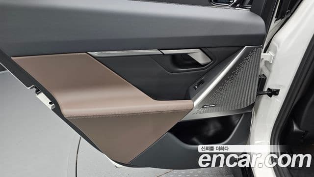 BMW 5 Series 2025 — Photo 4/34
