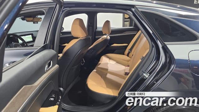 Kia K5 2022 — фото 11 из 20