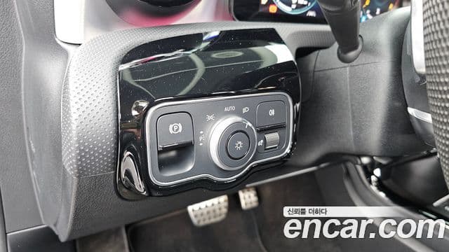 Mercedes-Benz CLA-Class 2023 — Şəkil 18/20