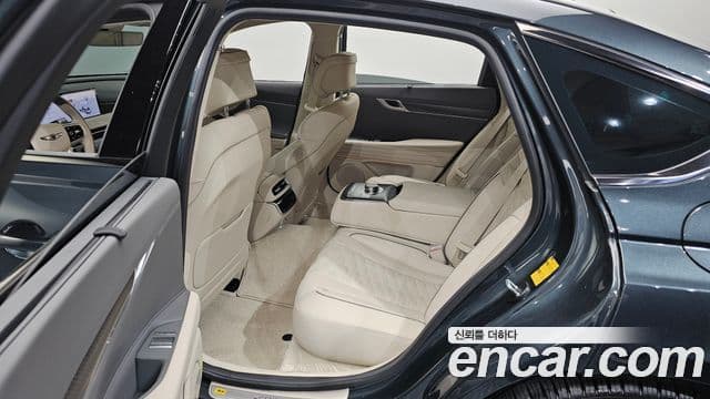 Genesis Electrified G80 2025 — Şəkil 12/20