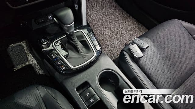 Kia Seltos 2021 — фото 8 из 20
