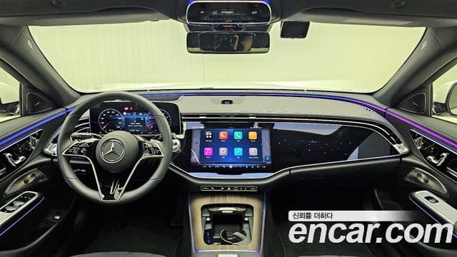 Mercedes-Benz E-Class 2025 — фото 6 из 18