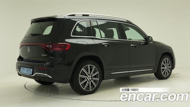 Mercedes-Benz EQB 2025 — ფოტო 2/17