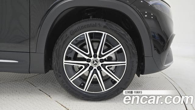 Mercedes-Benz EQB 2025 — ფოტო 3/17