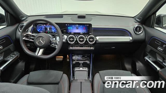 Mercedes-Benz EQB 2025 — ფოტო 1/17