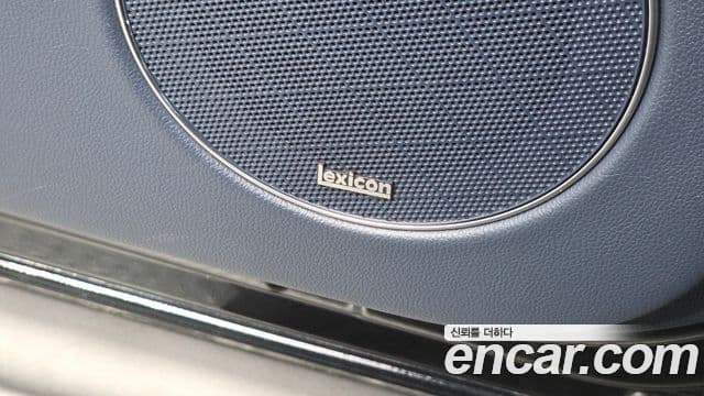 Genesis GV70 2021 — ფოტო 10/34