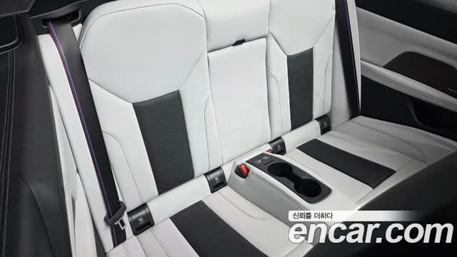 BMW M4 2025 — фото 12 из 20