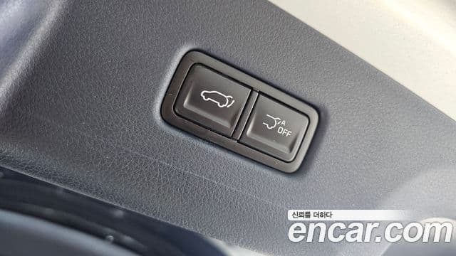 Kia Carnival 2024 — Фото 16/20