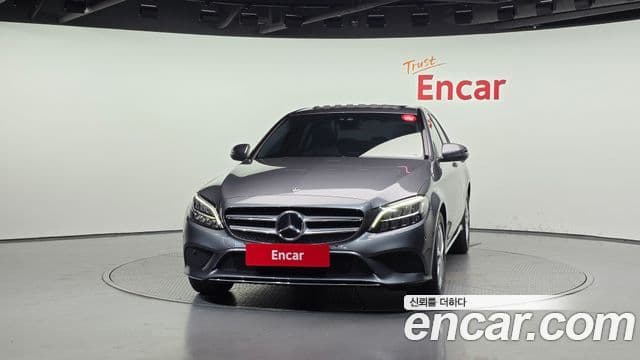Mercedes-Benz C-Class 2019 — Фото 3/20