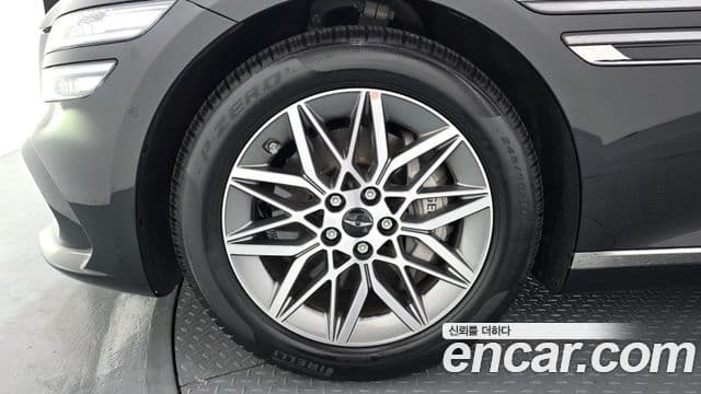 Genesis Electrified G80 2024 — фото 4 из 20