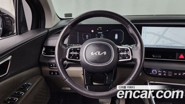 Kia Carnival 2024 — Фото 13/20