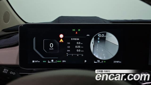 Kia Carnival 2024 — Şəkil 8/20