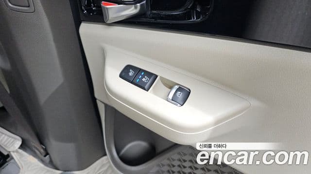 Kia Carnival 2024 — Şəkil 19/20