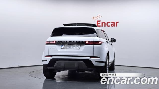 Land Rover Range Rover Evoque 2025 — Фото 4/20