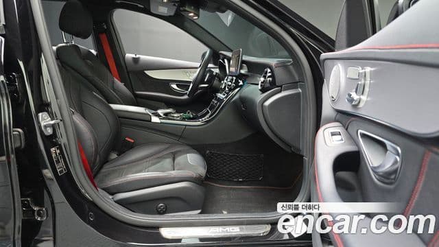 Mercedes-Benz C-Class 2018 — Şəkil 2/35