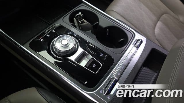 Kia Carnival 2025 — ფოტო 9/20