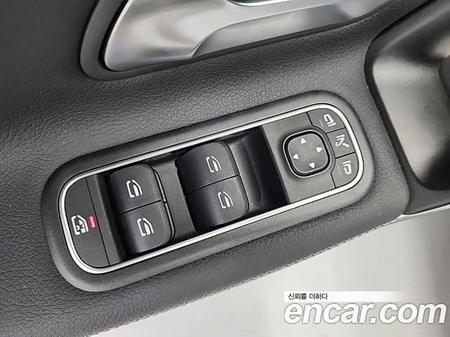 Mercedes-Benz A-Class 2023 — Şəkil 18/20