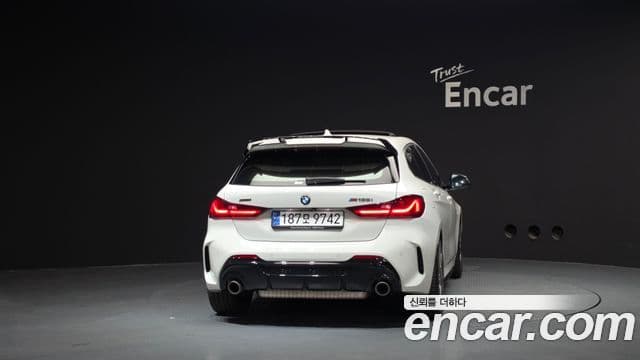 BMW 1 Series 2023 — ფოტო 4/20