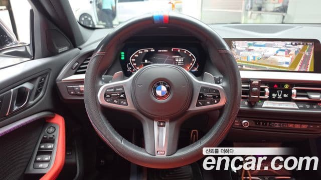 BMW 1 Series 2023 — ფოტო 13/20