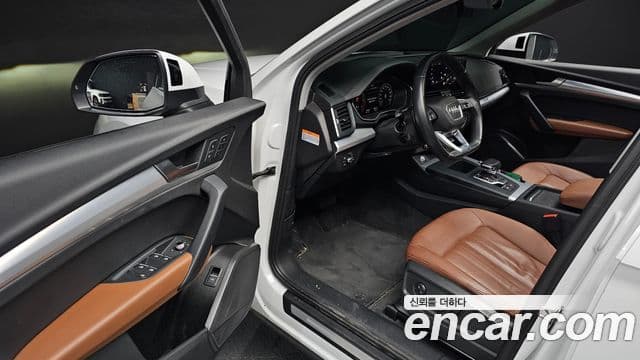 Audi Q5 2022 — фото 10 из 20