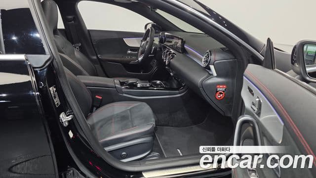 Mercedes-Benz CLA-Class 2022 — Фото 11/20