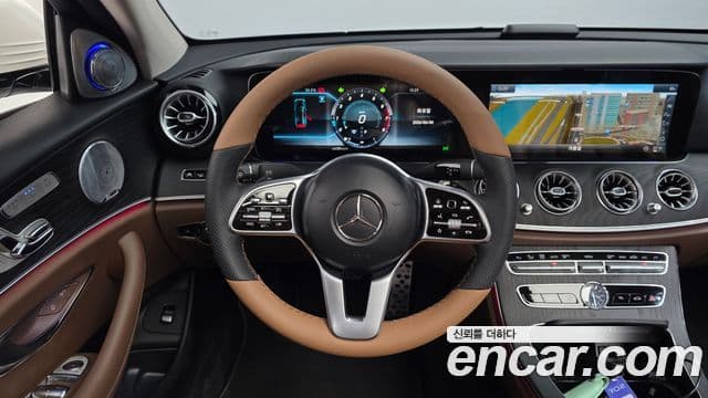Mercedes-Benz E-Class 2019 — фото 13 из 20