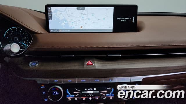 Genesis Electrified G80 2022 — фото 13 из 20