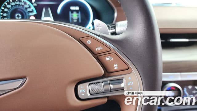 Genesis Electrified G80 2022 — фото 16 из 20