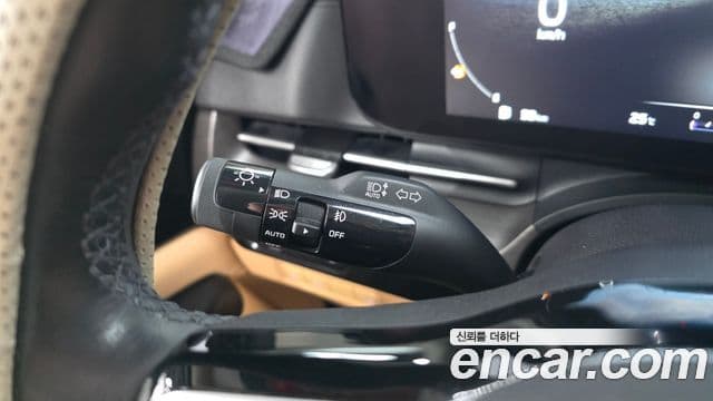 Kia Carnival 2022 — Şəkil 17/20