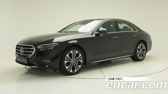 Mercedes-Benz E-Class 2025 — Фото 10/17