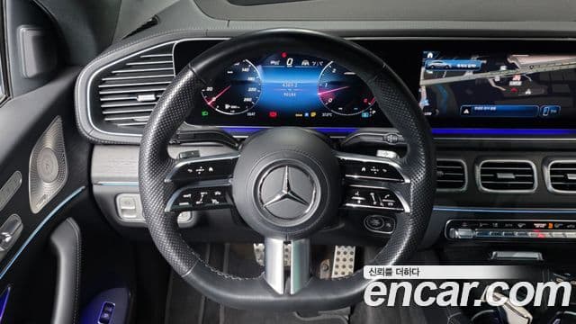 Mercedes-Benz GLE-Class 2023 — ფოტო 13/20