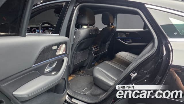 Mercedes-Benz GLE-Class 2023 — Photo 27/39