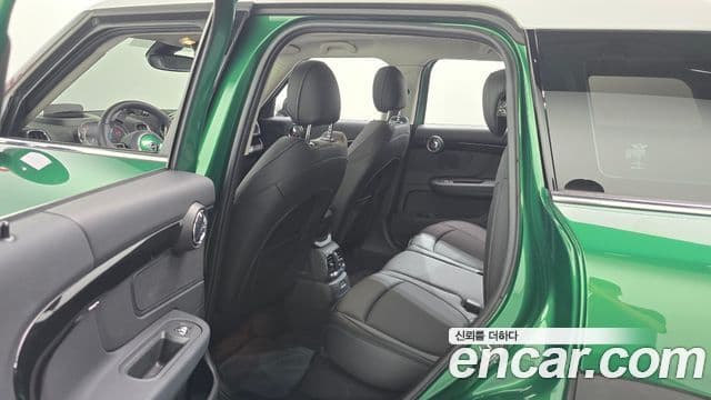 Mini Cooper Countryman 2023 — Photo 6/20