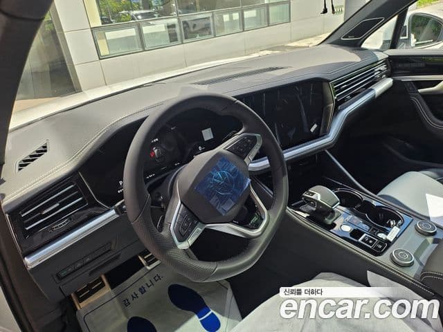 Volkswagen Touareg 2026 — Şəkil 4/7