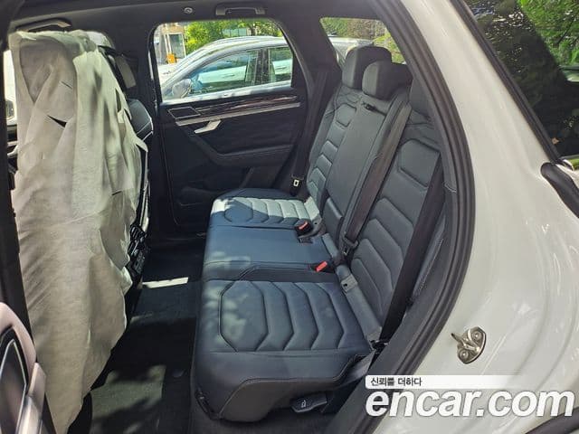 Volkswagen Touareg 2026 — фото 6 из 7