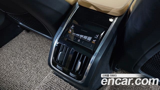 Volvo S90 2022 — Şəkil 18/20
