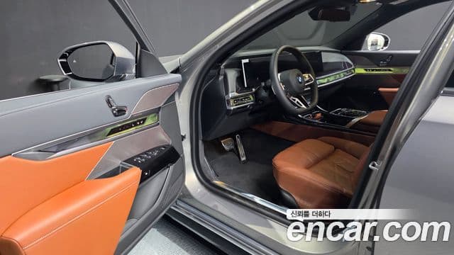 BMW 7 Series 2025 — Şəkil 9/20