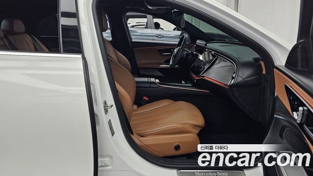 Mercedes-Benz E-Class 2024 — фото 11 из 20