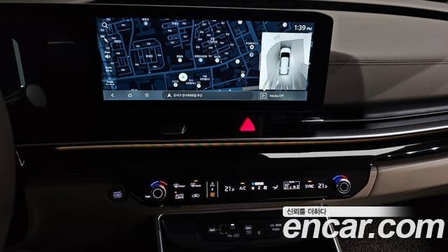 Kia Carnival 2024 — фото 14 из 20
