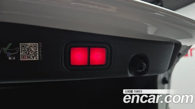 Mercedes-Benz E-Class 2023 — фото 20 из 20