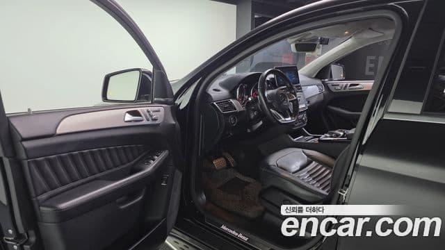 Mercedes-Benz GLE-Class 2018 — фото 10 из 20