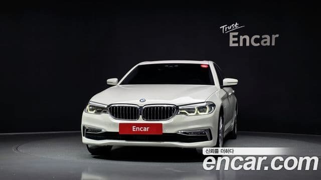 BMW 5 Series 2018 — фото 2 из 20