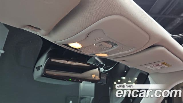 Jeep Renegade 2023 — фото 20 из 20